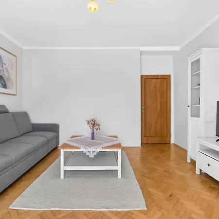 Sunny For 4 - Balcony & Workspace Apartmán Bratislava
