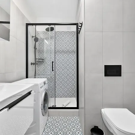 Apartmán Sunny For 4 - Balcony & Workspace