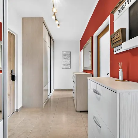 Apartmán Sunny For 4 - Balcony & Workspace Bratislava